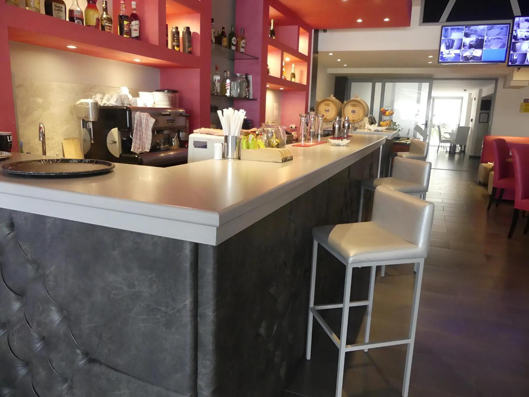 City Life Hotel 이라클리온 외부 사진